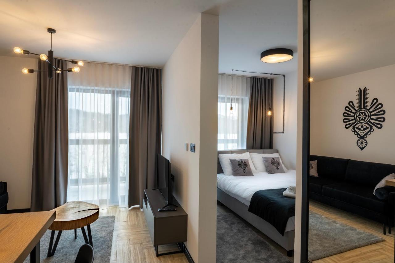 Stylchyn 90 Apartamenty Nad Jeziorem Czorsztynskim クルシュコフツェ エクステリア 写真