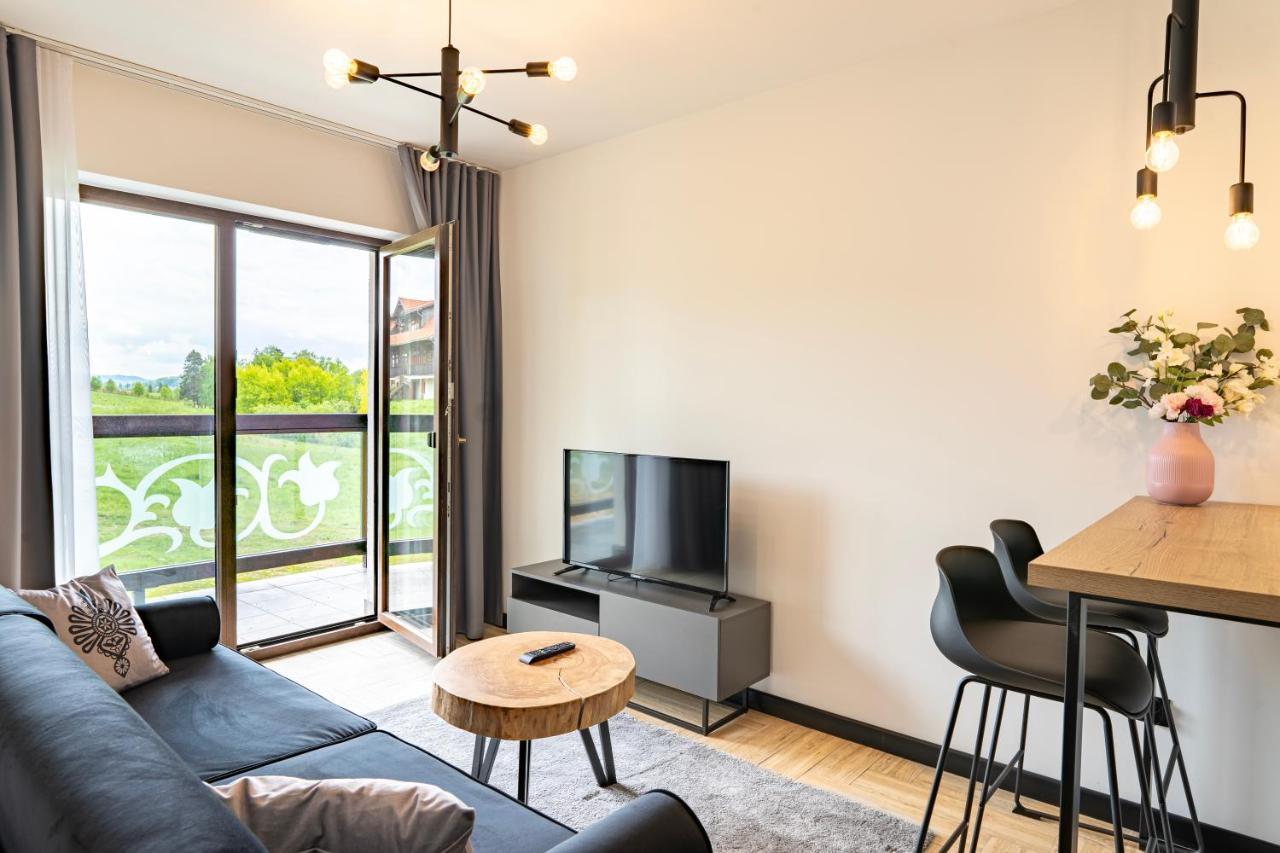 Stylchyn 90 Apartamenty Nad Jeziorem Czorsztynskim クルシュコフツェ エクステリア 写真