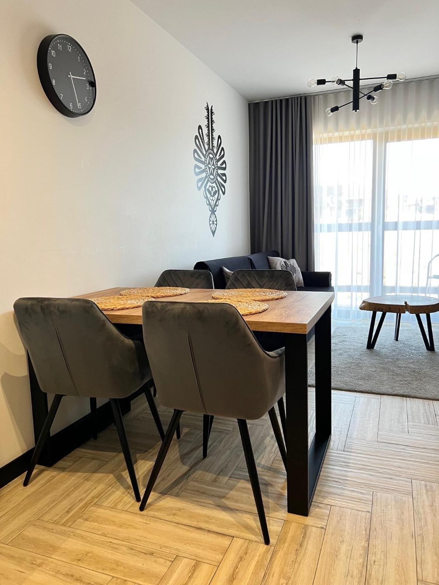 Stylchyn 90 Apartamenty Nad Jeziorem Czorsztynskim クルシュコフツェ エクステリア 写真